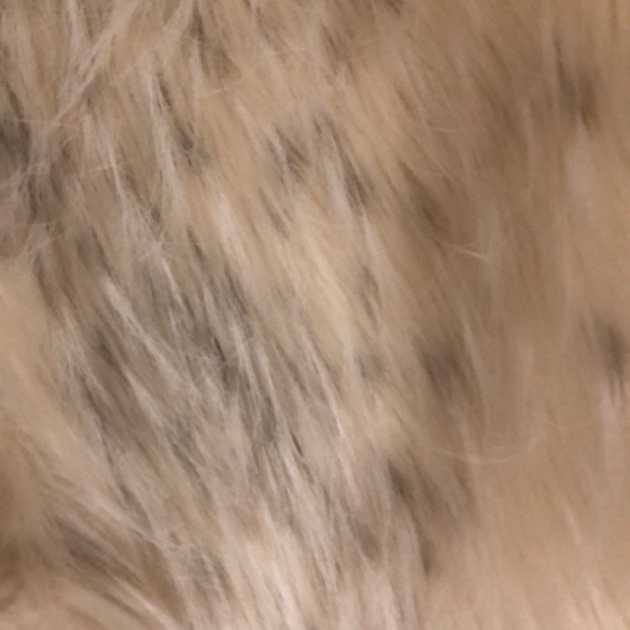 Rachel Zoe faux fur vest - Picture 8 of 10